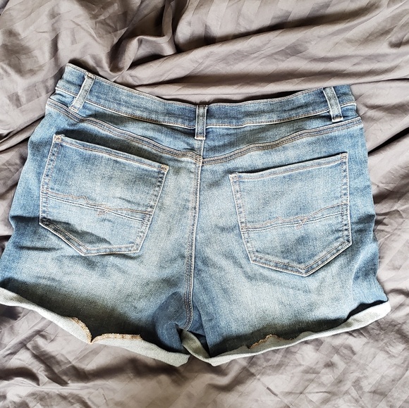 NY & Co soho Denim Shorts - Picture 2 of 3